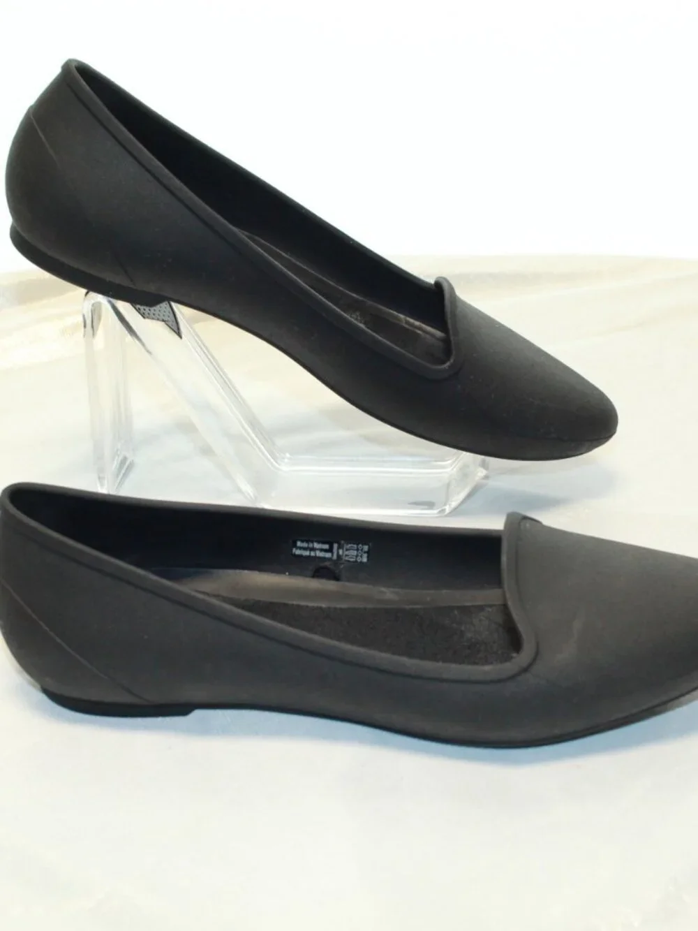 Crocs Iconic Comfort Size 6 Black Eve Ballet Flats Slip On Closed Back Shoes